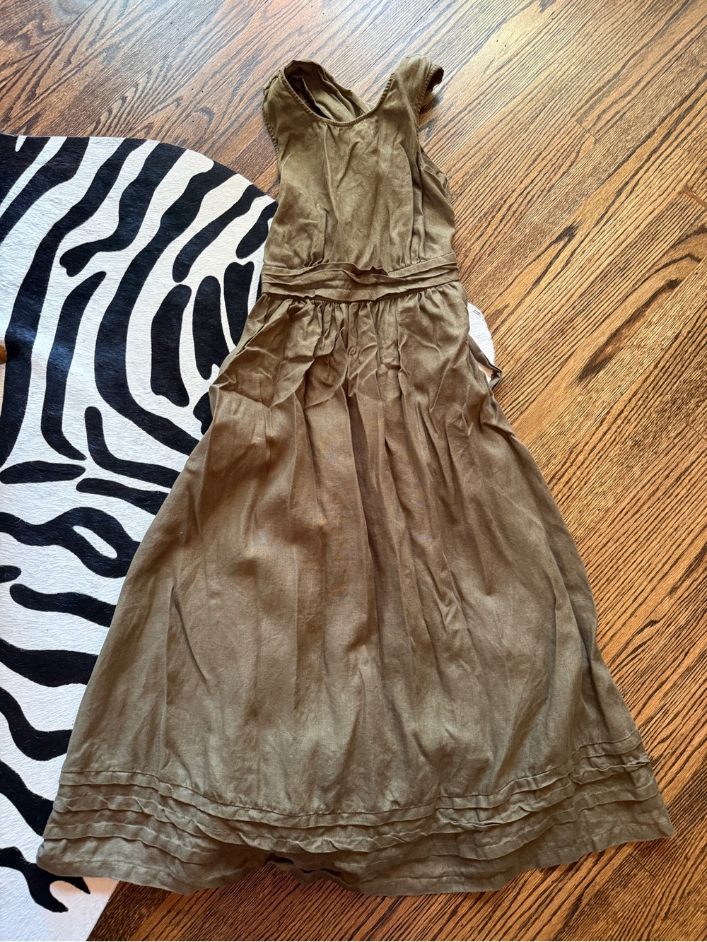 Linennaive Olive Dress with Cross-back